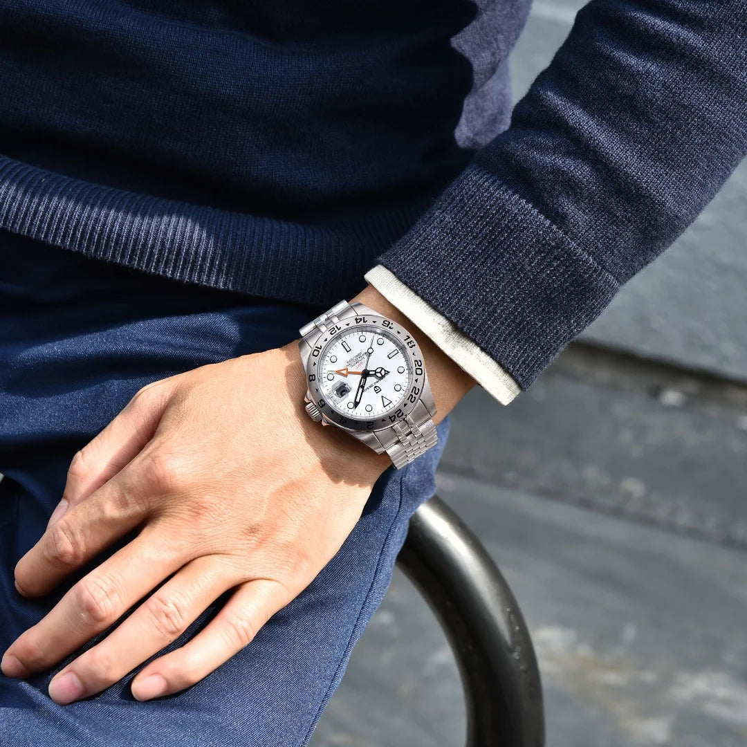 2024 GMT Horizon — White Dial & Silver Stainless Steel